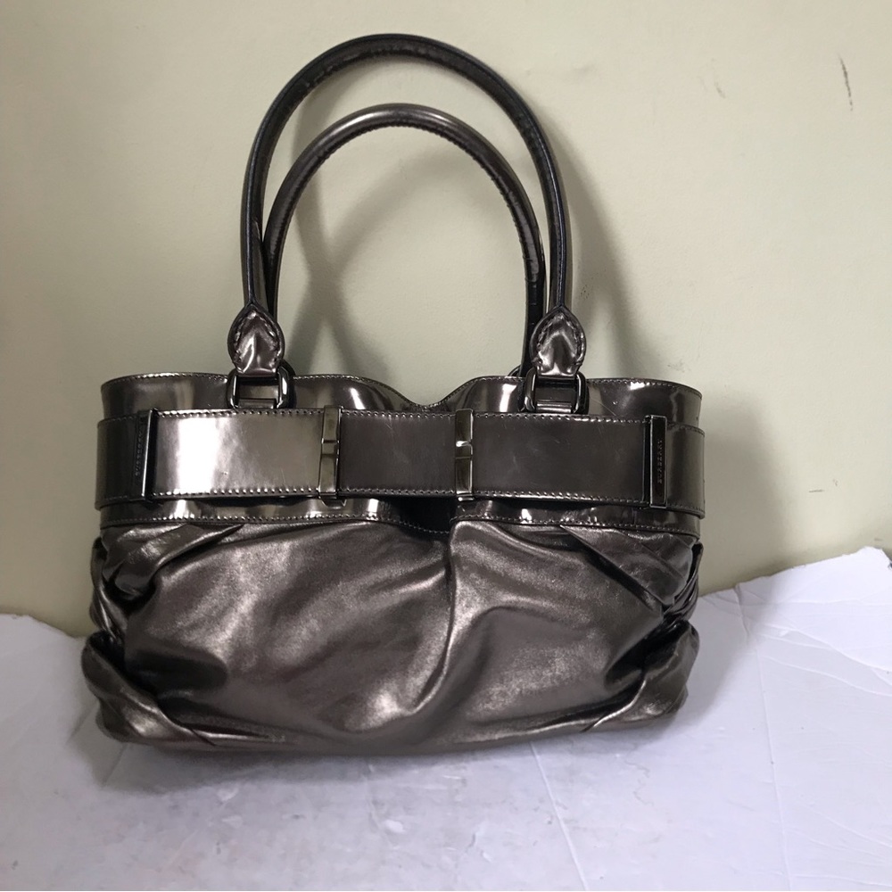 Burberry Knotted Healy Tote Leather Metallic Shoulder Bag Nova Check Handbag Zip - Picture 3 of 16
